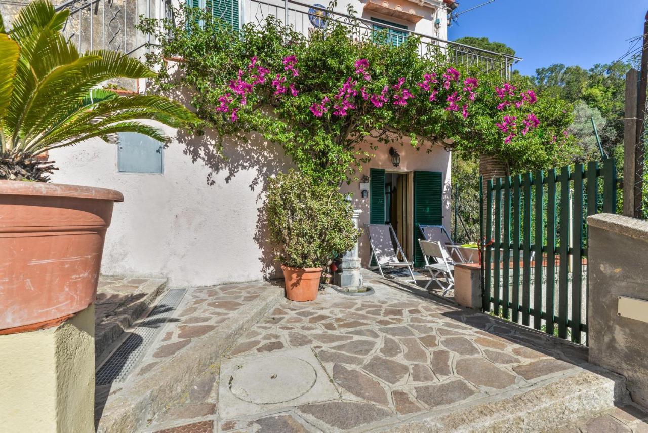 Casa Vacanze Iose Rio Marina Buitenkant foto