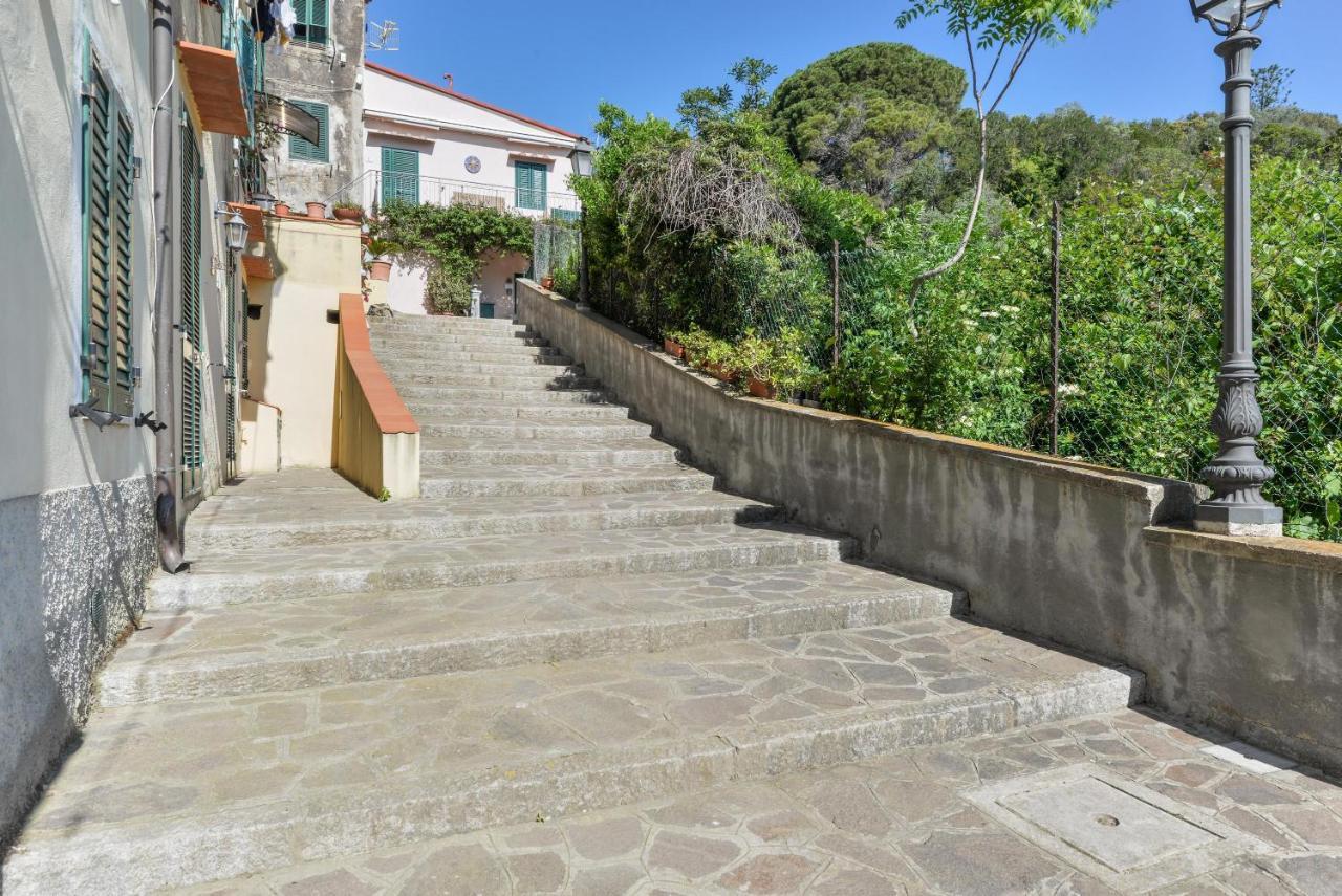 Casa Vacanze Iose Rio Marina Buitenkant foto